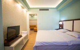 Grand Palace Hotel